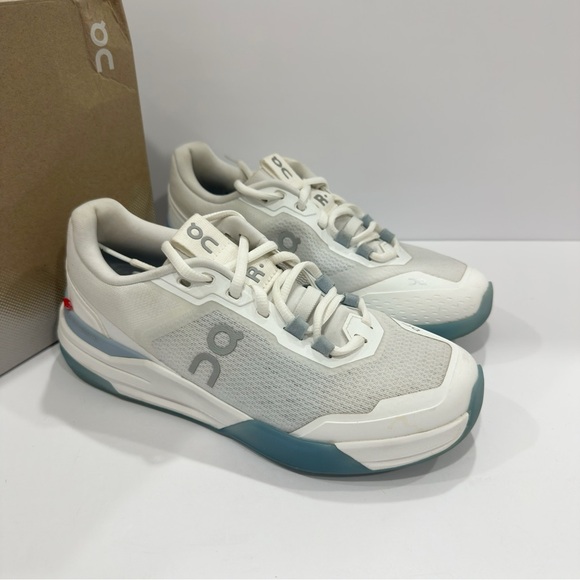 On Running The Roger Advantage Pro Women’s Shoes - Picture 1 of 10